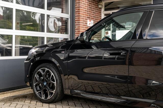 BMW X1 xDrive25e M Sport | Driving Ass. Plus | 20' Inch | Comfort Access | Adaptief M onderstel | Stoelverwarming |