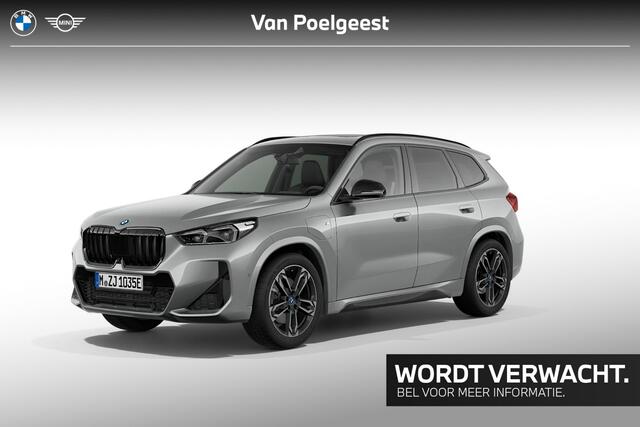 BMW X1 xDrive25e | M-Sport Pro | Trekhaak | Panoramadak | Head-Up Display | Travel Paket | Innovation Pack
