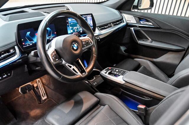 BMW X1 sDrive18i | M-Sport | PANO | TREKHAAK | STOELVERWARMING | STUURV