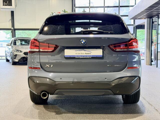 BMW X1 xDrive25e High Executive M-Sport | Panorama | Camera | Navigatie Plus