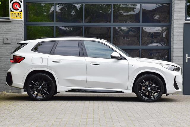 BMW X1 sDrive20i M Sport | Pano | 360 cam | 20 inch | Leer