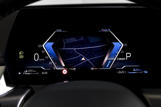 BMW X1 xDrive25e 245 PK | M-Sport | Premium Pack | S/K-Panodak | Elek. Trekhaak | Dig. Cockpit | Cruise | Stoelverw. | PDC | Camera | NAV+App. Connect | ECC | Elek. Klep | LM 19" | 9266