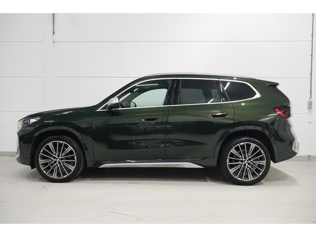 BMW X1 sDrive18i Panoramadak | Harman Kardon | Head Up | Stuurverwarming