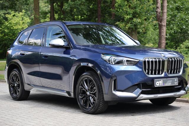 BMW X1 sDrive18i Elektrische trekhaak, Adaptieve LED, Stuurwielverwarming, DAB, X-Line, Keyless, Memorystoelen, etc.