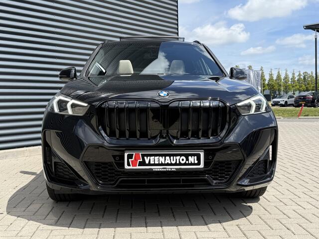 BMW X1 sDrive20i M-Sport Pano/Leder/H&K