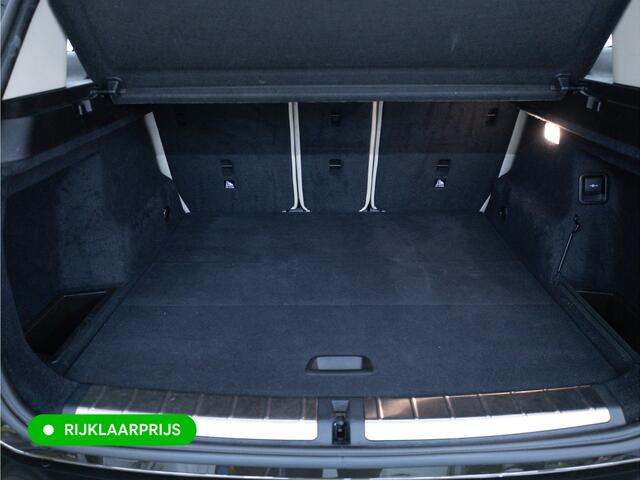 BMW X1 sDrive20i High Exec. X-Line | Afn. trekhaak | Panoramadak | Elec. verst stoel met geheugen | Camera | Elec. achterklep | Navigatie, Stoelverwarming, Headup, Climate control