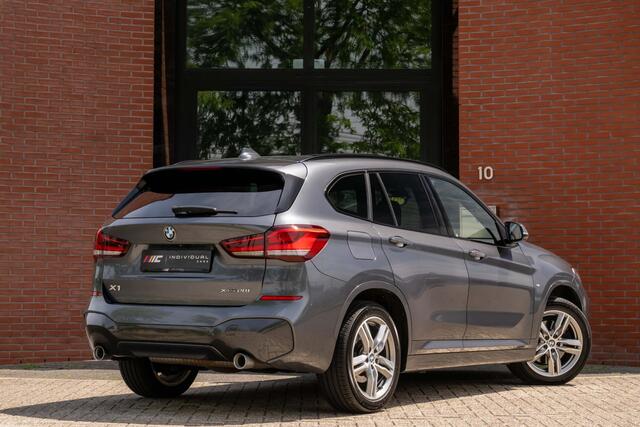 BMW X1 xDrive20i High Executive M-Sport LED Panorama