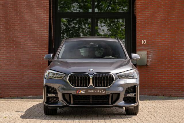 BMW X1 xDrive20i High Executive M-Sport LED Panorama