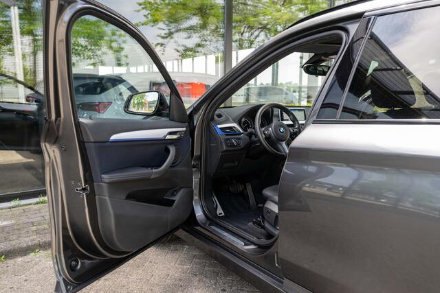 BMW X1 xDrive20i High Executive M-Sport LED Panorama