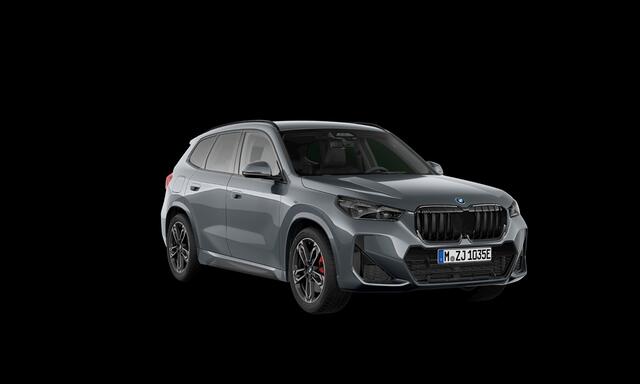 BMW X1 xDrive25e M Sport Pro , 360 camera, 19", massage, HUD, ACC, adap-LED, keyless, NP68k