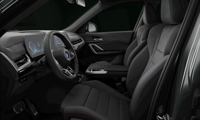 BMW X1 xDrive25e M Sport Pro , pano, adap-LED, 19", keyless, dealeroh