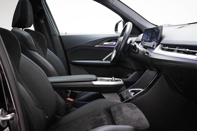 BMW X1 sDrive18i M-Sport | PANORAMADAK | HEAD UP | MASSAGE | TREKHAAK | 19"