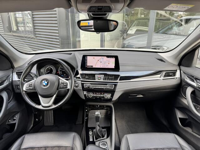 BMW X1 xDrive25e High Executive X-Line*Panoramadak*Trekhaak*LED*90%SOH*