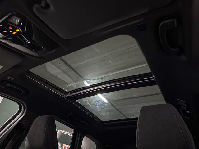 BMW X1 xDrive25e | M-Sport Pro | Travel Pack | Premium Pack | Harman/Kardon | Panoramadak | Comfort Access | Trekhaak