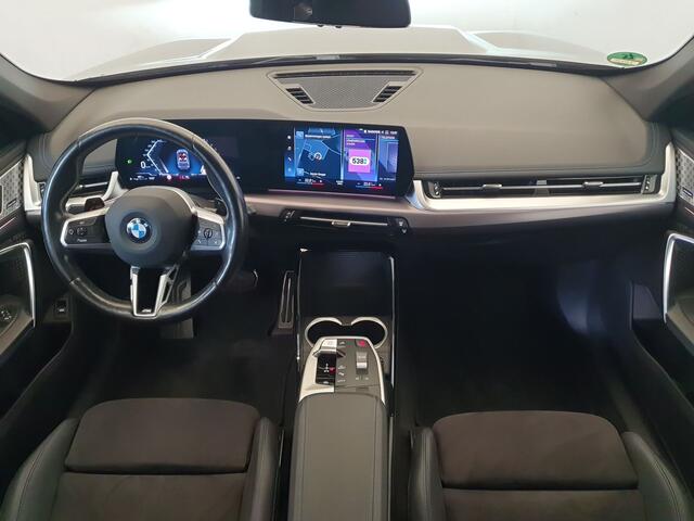 BMW X1 sDrive18i M-Sport Wegklapbare trekhaak, Memory, Harman/Kardon