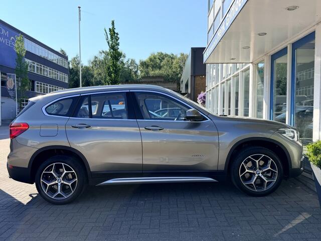 BMW X1 X1 sDrive20i High Executive I Leer I Camera I Trekhaak
