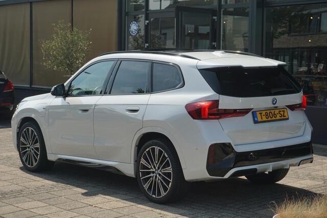 BMW X1 xDrive25e | M pakket | PANO