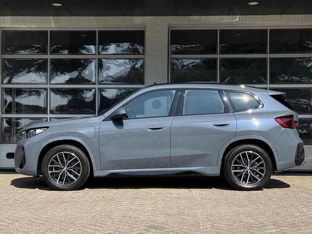 BMW X1 xDrive25e M SPORT | PANORAMA | TREKHAAK | LEDER | HEAD UP | ELEKTR. STOELEN |