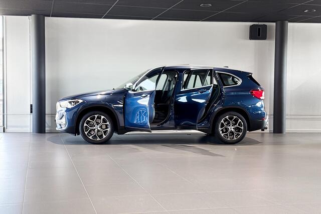 BMW X1 xDrive25e Business Edition Plus | X Line | Glazen Panoramadak | Stoelverwarming | Head-Up Display |