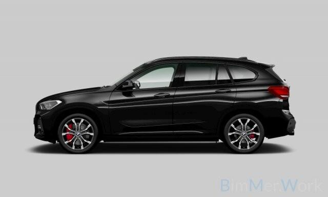 BMW X1 sDrive20i M-Sport,Pano,LED,Stoel/stuurverw,Leer,Keyless,HUD,Camera,Dealer OH