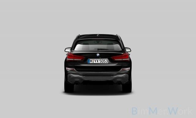 BMW X1 sDrive20i M-Sport,Pano,LED,Stoel/stuurverw,Leer,Keyless,HUD,Camera,Dealer OH