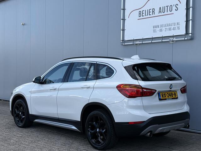 BMW X1 xDrive20i High Executive Automaat Navigatie/Trekhaak/Camera.