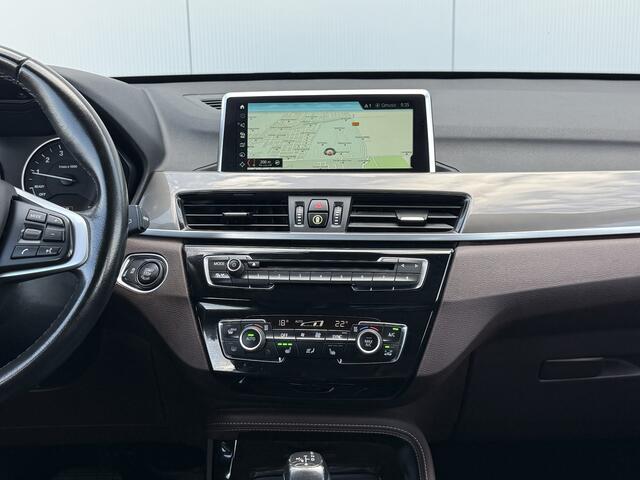 BMW X1 xDrive20i High Executive Automaat Navigatie/Trekhaak/Camera.