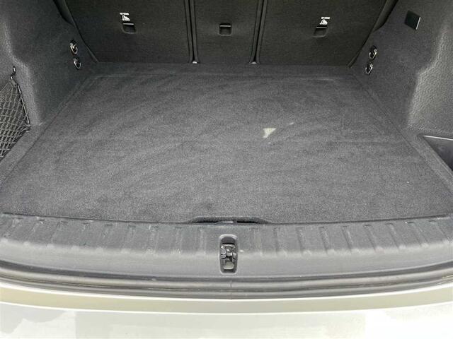 BMW X1 xDrive25e Trekhaak Harman-Kardon Leder Elek Stoelverstoeling LED Carplay DAB Achteruitrijcamera Stuurwielverwarming