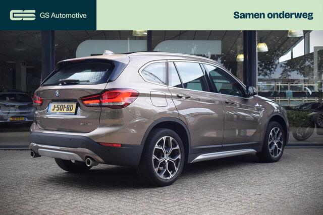 BMW X1 sDrive20i |PANO|CAMERA|H&K|MEMORYSTOEL|CARPLAY