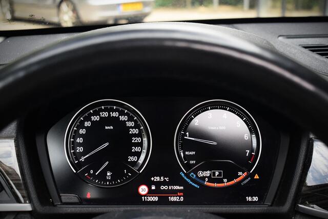 BMW X1 sDrive20i |PANO|CAMERA|H&K|MEMORYSTOEL|CARPLAY