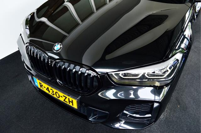 BMW X1 sDrive20i M-Sportedition | 1800kg !