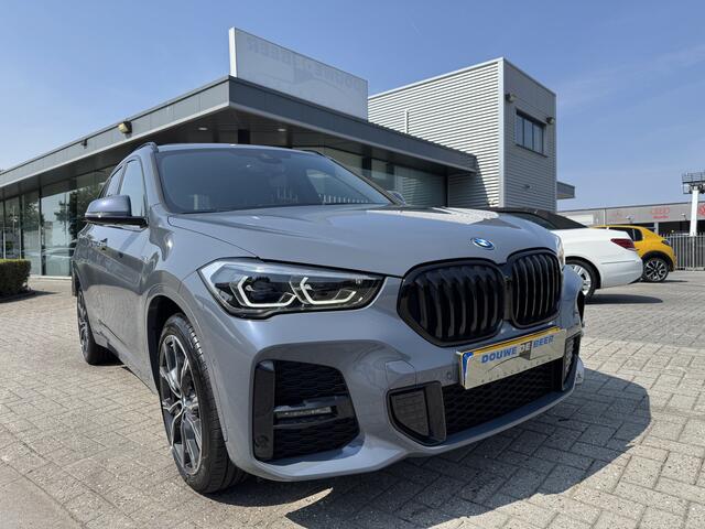 BMW X1 xDrive25e M sport FULL OPTION Head Up, Memory L.V, Trekhaak elect, pano dak,