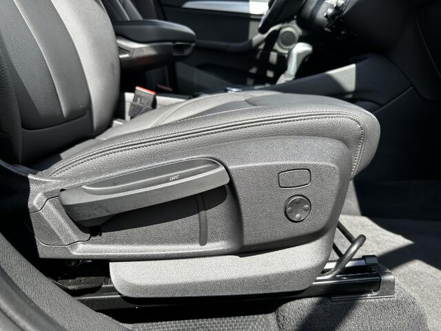 BMW X1 xDrive25e |CAMERA|STOEL VWM|NAVI|LEDER|ELK.PAKKET|CRUISE|LM VELGEN 17''|LED