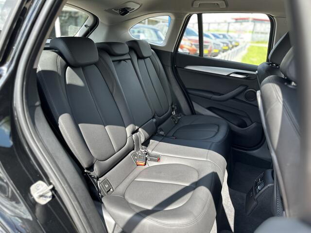 BMW X1 xDrive25e |CAMERA|STOEL VWM|NAVI|LEDER|ELK.PAKKET|CRUISE|LM VELGEN 17''|LED