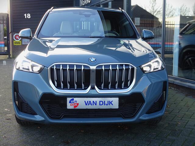 BMW X1 xDrive30e Elek.Trekhaak M-Sportpakket Head-Up 360 Camera Comforttoegang Stoelverstelling elek 18''LM Velgen