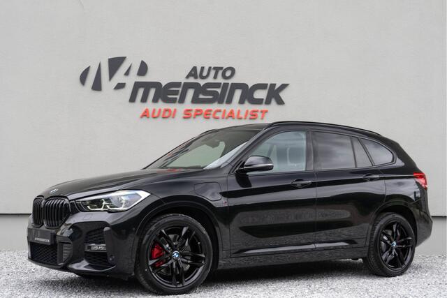 BMW X1 xDrive25e High Executive Edition / M-Sport/ Virtual Cockpit/ Afneembare Trekhaak/ 93kW (126PK)