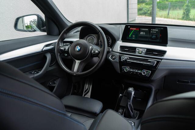 BMW X1 xDrive25e High Executive Edition / M-Sport/ Virtual Cockpit/ Afneembare Trekhaak/ 93kW (126PK)