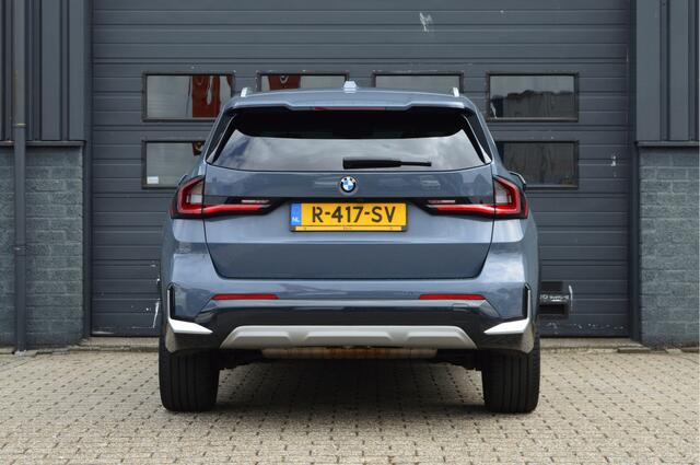 BMW X1 sDrive18i | ORG. NL | DEALERONDERHOUDEN | NIEUW MODEL!