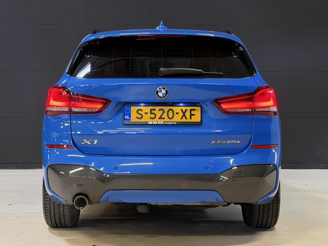 BMW X1 xDrive25e High Executive | M-pakket | Camera | Afn. trekhaak | Leder | Sfeerverlichting | Full LED
