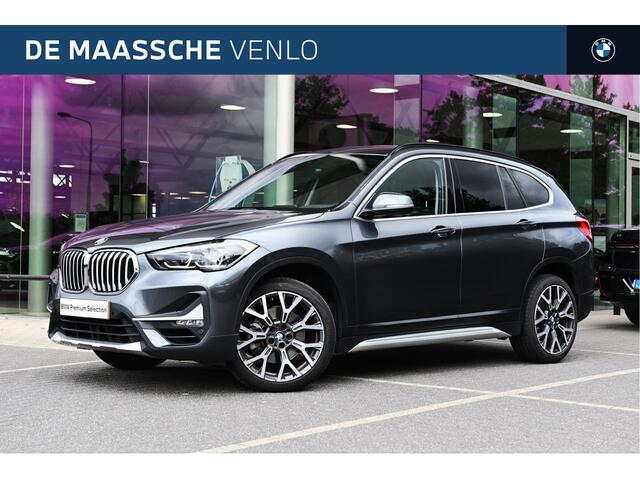 BMW X1 sDrive20i xLine Automaat / Trekhaak / Sportstoelen / Comfort Access / Achteruitrijcamera / Head-Up / Cruise Control