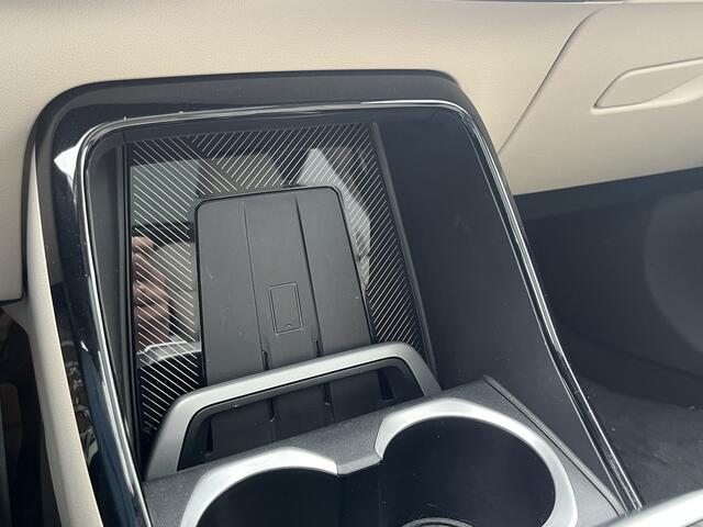 BMW X1 xDrive25e xLine | 19" | Trekhaak | Panorama | Stoel/Stuurverwarming | Voorbereiding Driving Assistant Plus