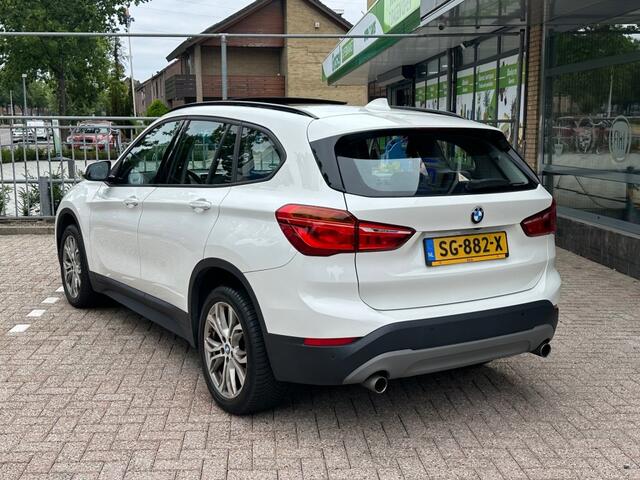 BMW X1 S Drive20i High Executive Automaat Navi Leer Camera Panorama Trekhaak NAP-Autopas