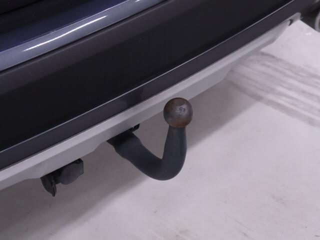 BMW X1 sDrive20i High Executive Edition [SCHUIFKANTELDAK, STOELVERWARMING, HEAD-UP, TREKHAAK AFNEEMBAAR, CAMERA, VOL LEDER, LED, PDC V+A, CRUISE CONTROL, NAVIGATIE, CLIMATE, ELEKTRISCHE ACHTERKLEP, HIFI SOUND, NIEUWSTAAT]