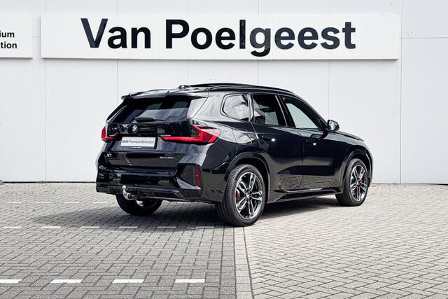BMW X1 xDrive23i | Innovation Pack | M Sport | Panoramadak | Travel Pack | Haram Kardon