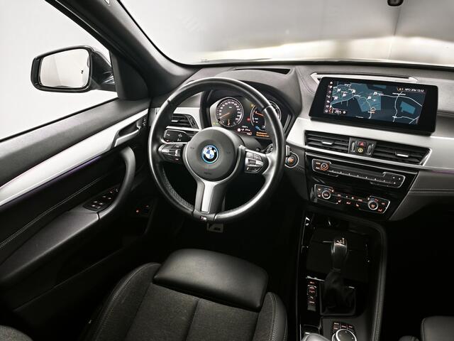BMW X1 xDrive25e High Executive | M-Sport | Navigatie | Stoelverwarming | Camera |
