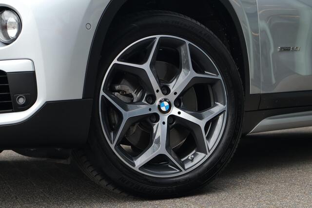 BMW X1 sDrive20i Corporate Lease High Executive X-Line / Camera