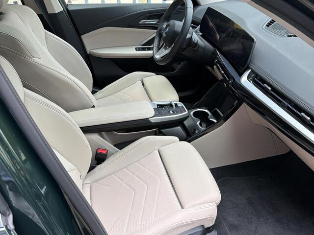 BMW X1 xDrive25e xLine | 19" | Camera | Panorama | Trekhaak