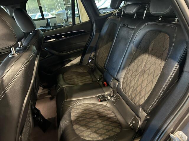 BMW X1 xDrive25e Executive X-Line | Camera | Stoelverwarming | HUD | Navigatie