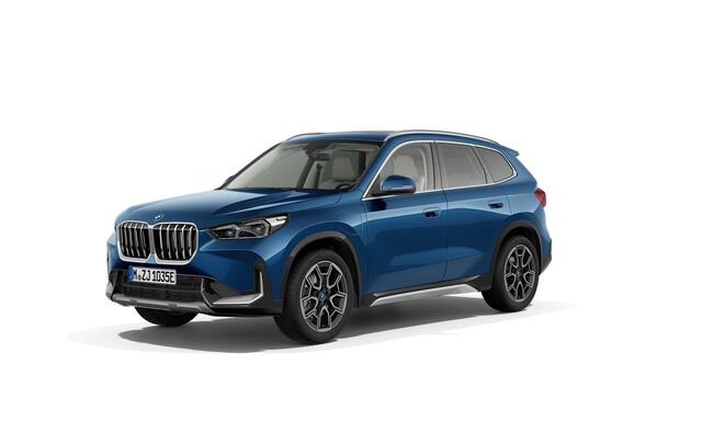 BMW X1 xDrive25e xLine | 19" | Panorama | Trekhaak
