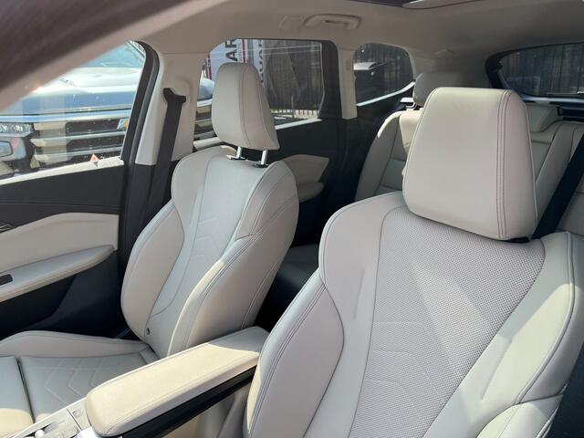 BMW X1 xDrive25e xLine | Trekhaak | Panorama | Camera | 19"